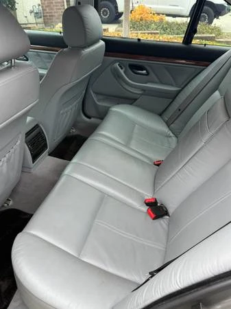 2002 BMW E39 540i - Image 12 of 13