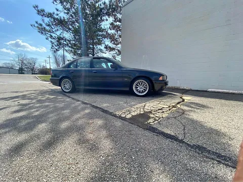 2002 BMW 540i