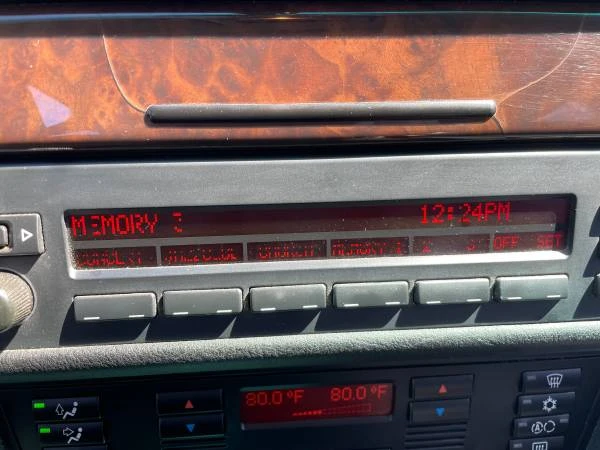 2002 BMW E39 540i - Image 11 of 12