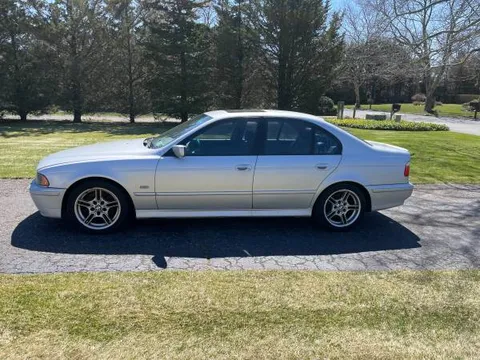 2002 BMW 540i