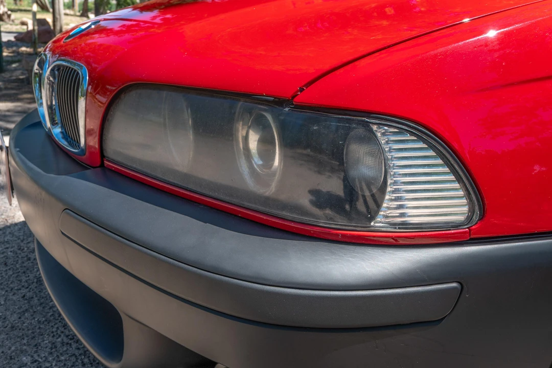 2002 BMW E39 540i - Image 10 of 31