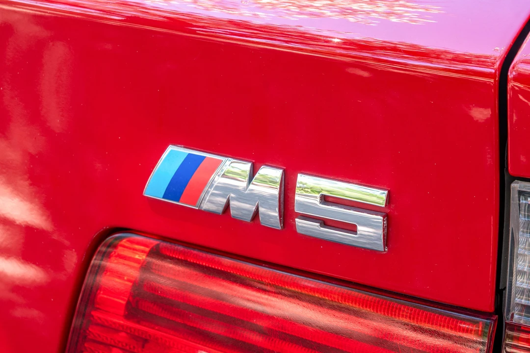 2002 BMW E39 540i - Image 25 of 31