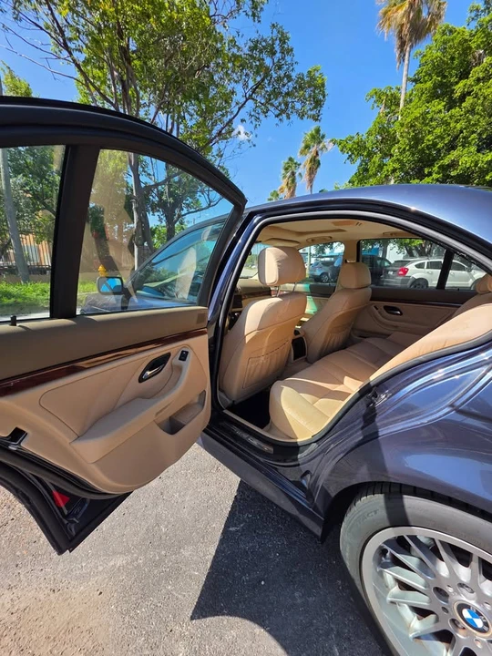 2002 BMW E39 540i - Image 13 of 20
