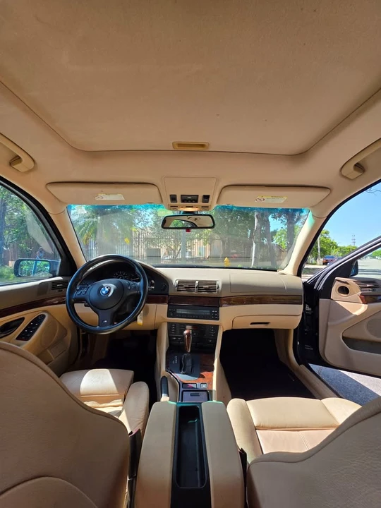 2002 BMW E39 540i - Image 18 of 20