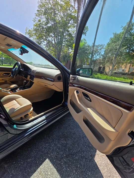 2002 BMW E39 540i - Image 19 of 20
