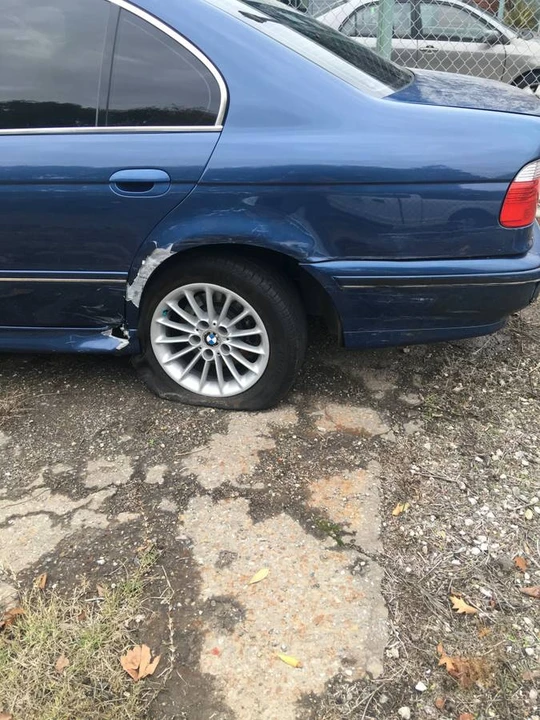2002 BMW E39 540i - Image 13 of 18
