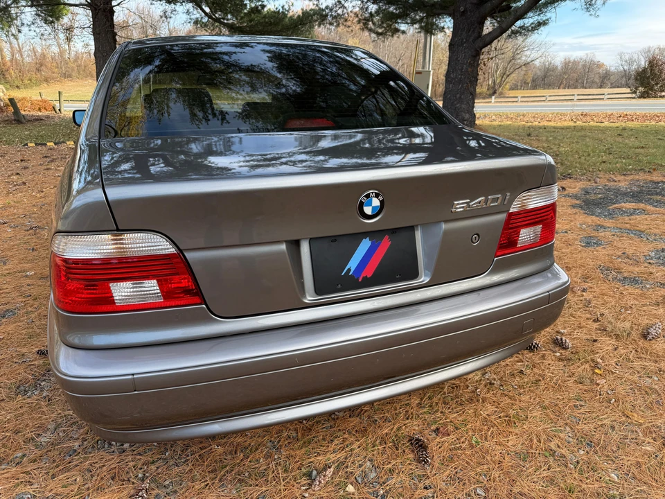 2002 BMW E39 540i - Image 14 of 31
