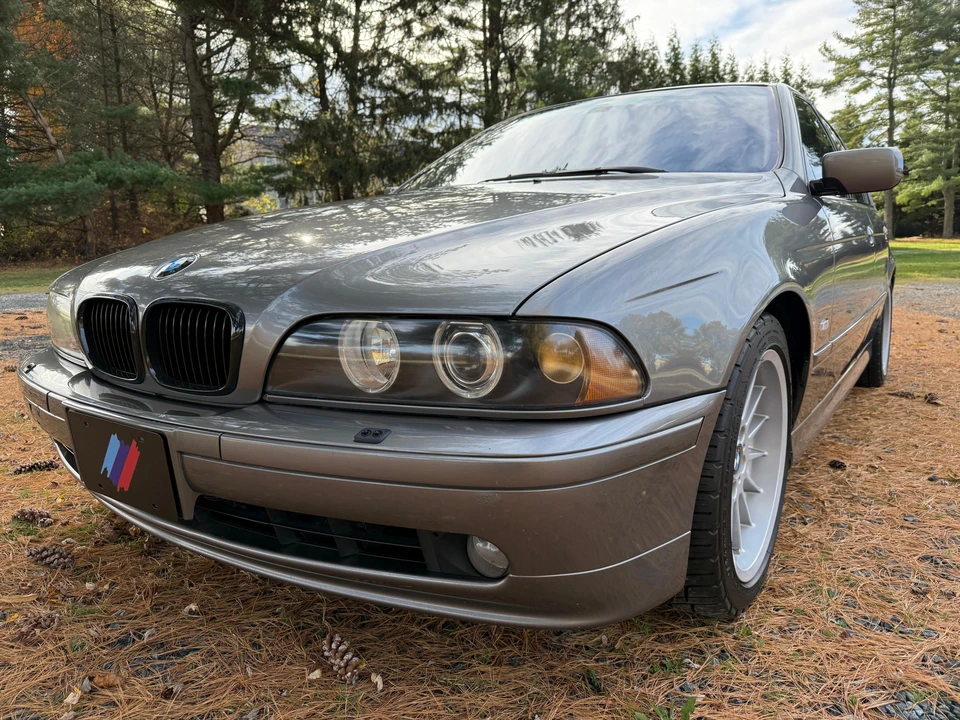 2002 BMW E39 540i - Image 8 of 31