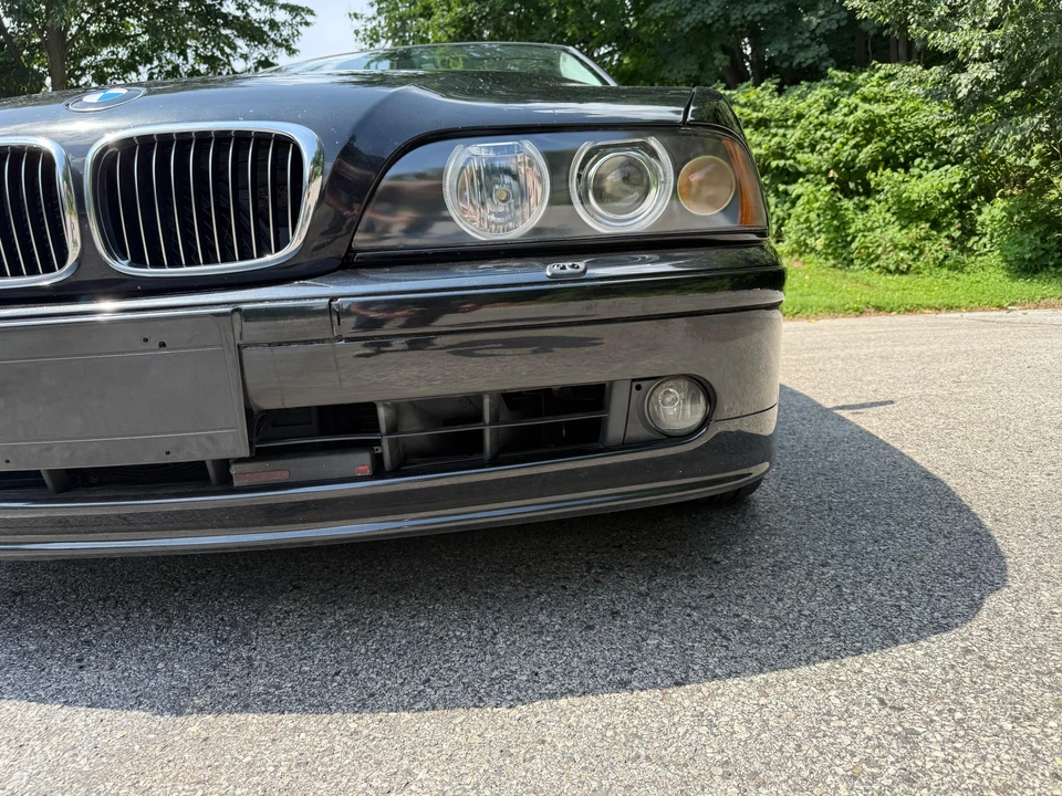 2002 BMW E39 540i - Image 29 of 31