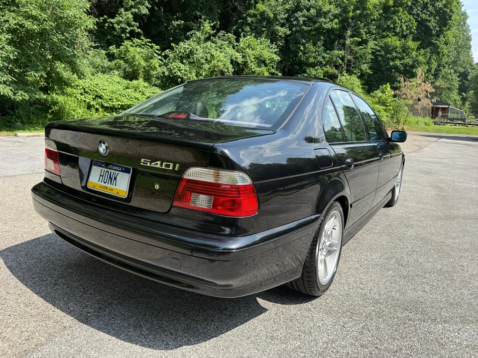 2002 BMW E39 540i - Image 17 of 31
