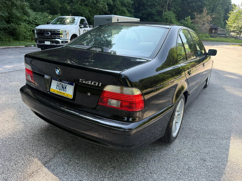 2002 BMW E39 540i - Image 16 of 31