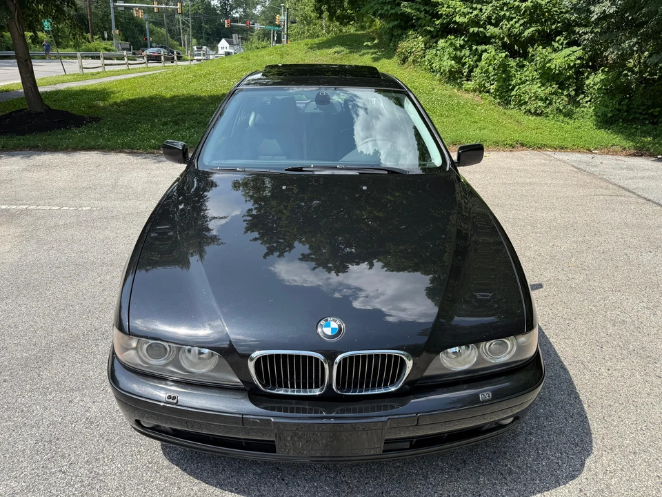 2002 BMW E39 540i - Image 7 of 31