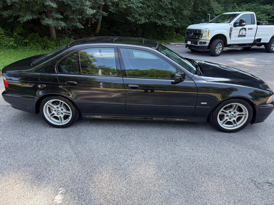 2002 BMW E39 540i - Image 19 of 31