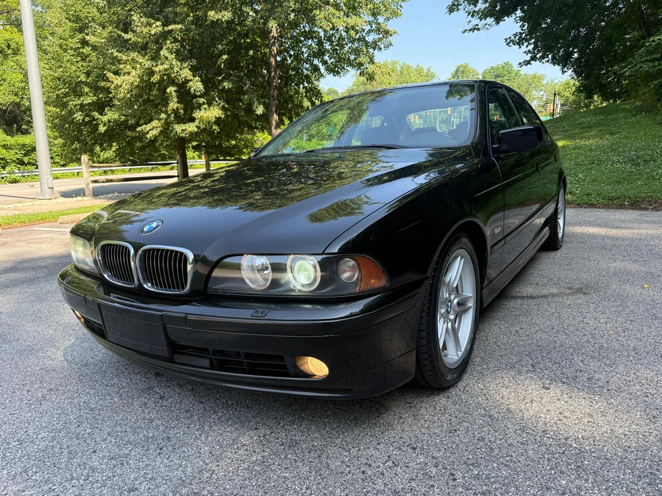 2002 BMW E39 540i - Image 8 of 31