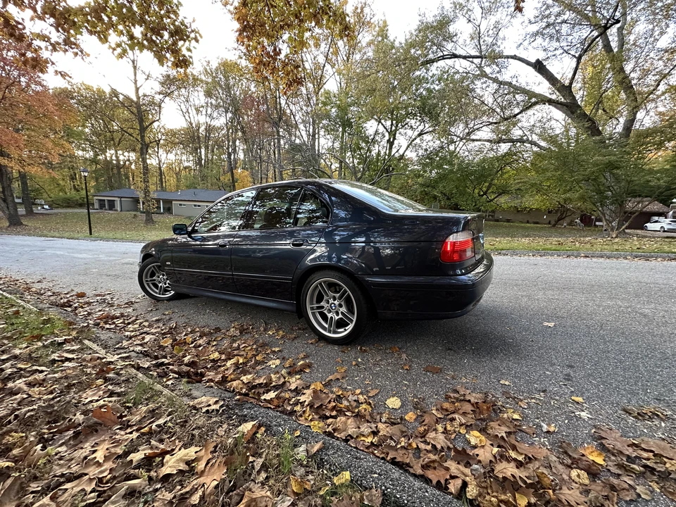 2002 BMW E39 540i - Image 13 of 31