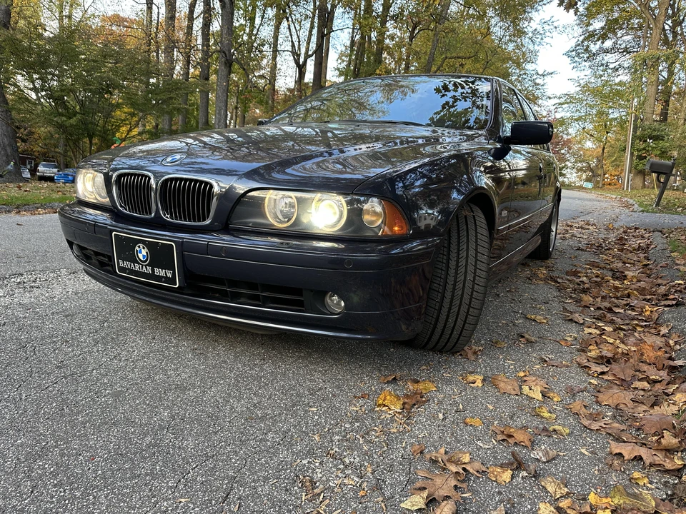 2002 BMW E39 540i - Image 8 of 31