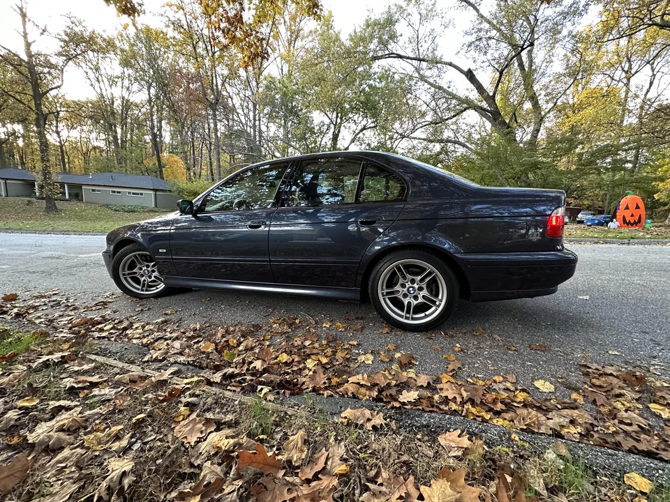 2002 BMW E39 540i - Image 12 of 31