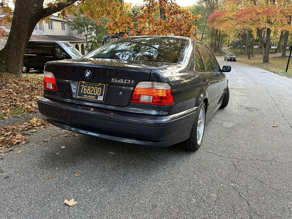 2002 BMW E39 540i - Image 16 of 31
