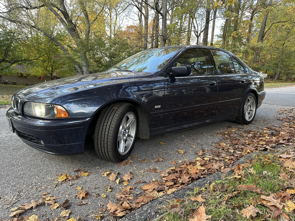 2002 BMW E39 540i - Image 10 of 31