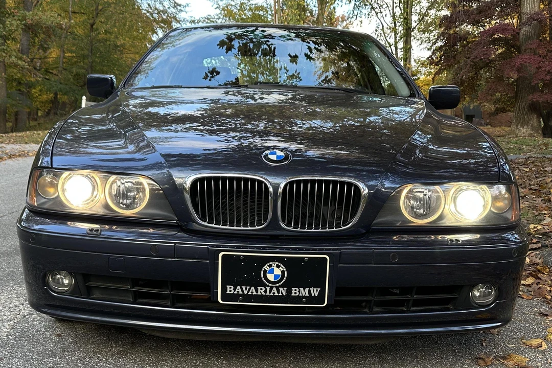 2002 BMW E39 540i - Image 2 of 31