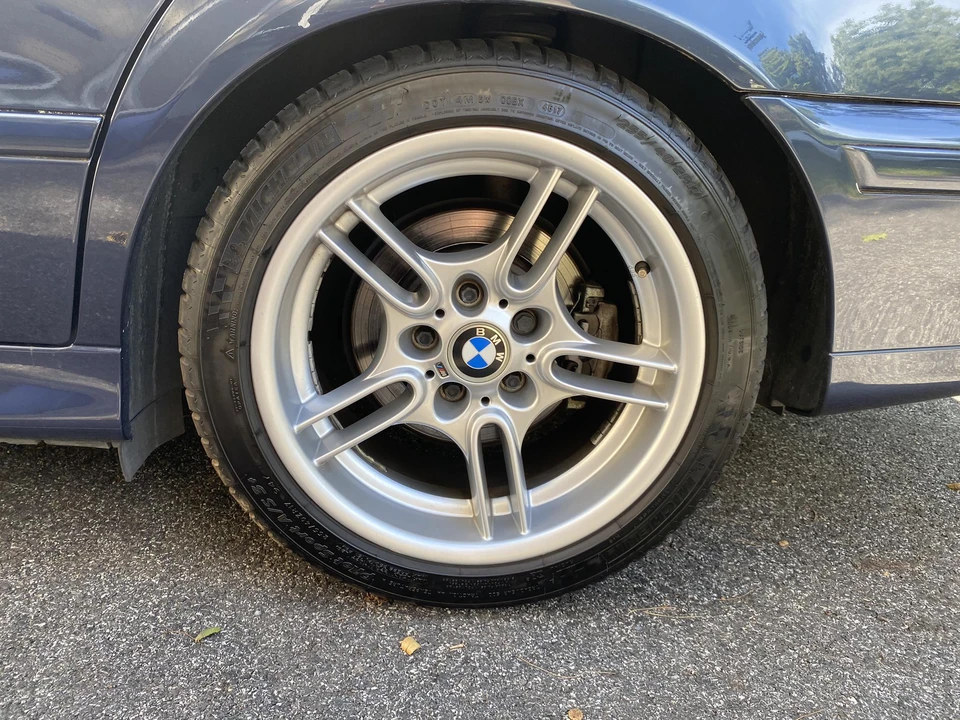 2002 BMW E39 540i - Image 23 of 31