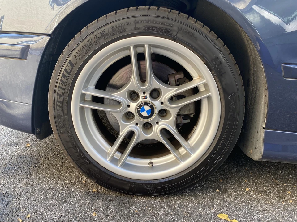 2002 BMW E39 540i - Image 22 of 31