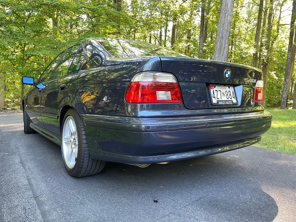 2002 BMW E39 540i - Image 10 of 31