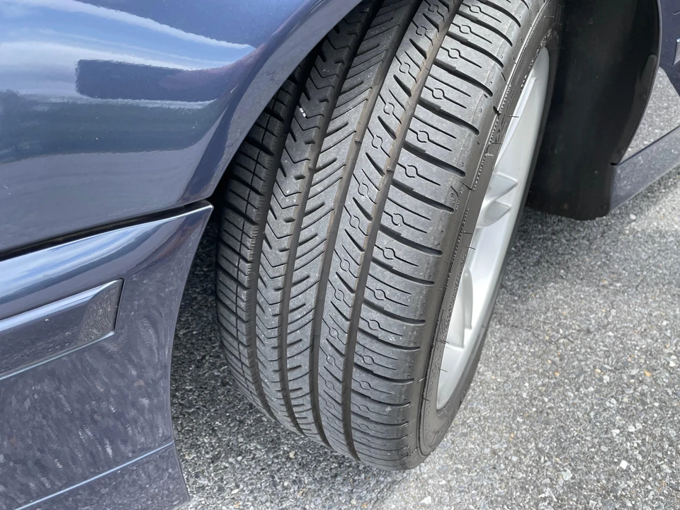 2002 BMW E39 540i - Image 19 of 31