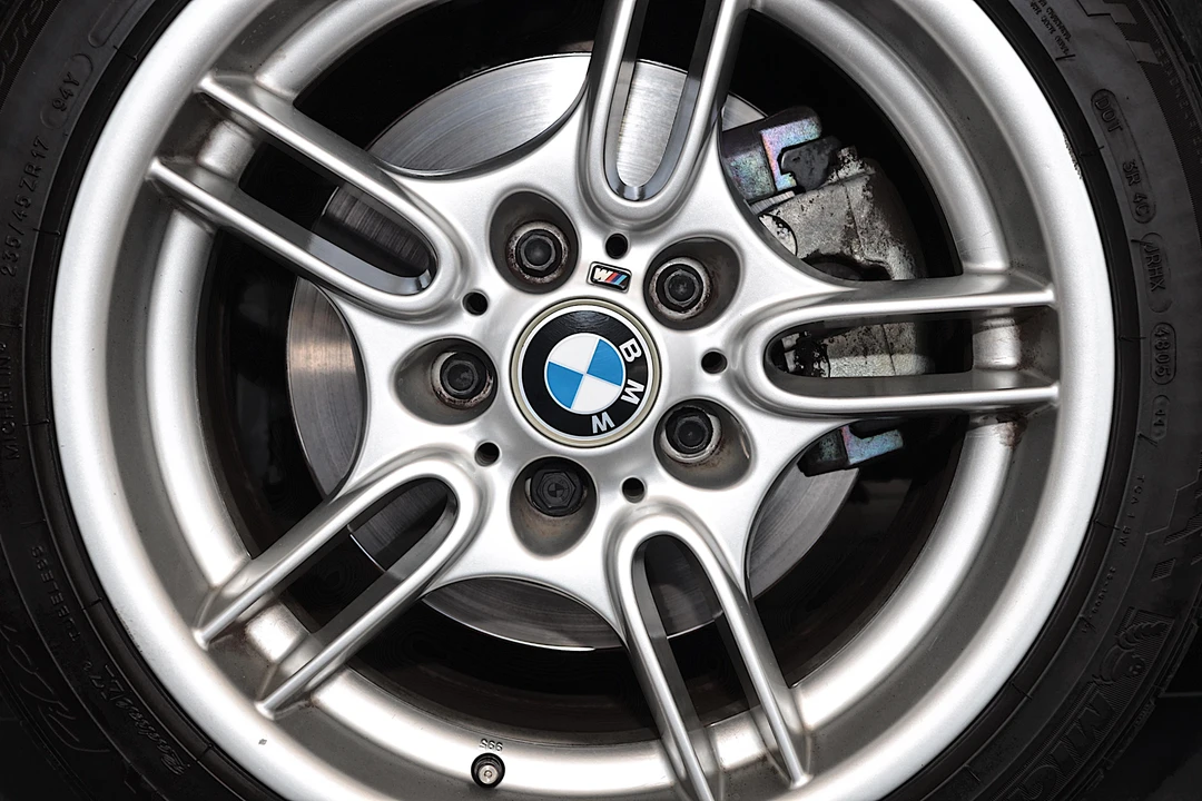 2002 BMW E39 540i - Image 20 of 31