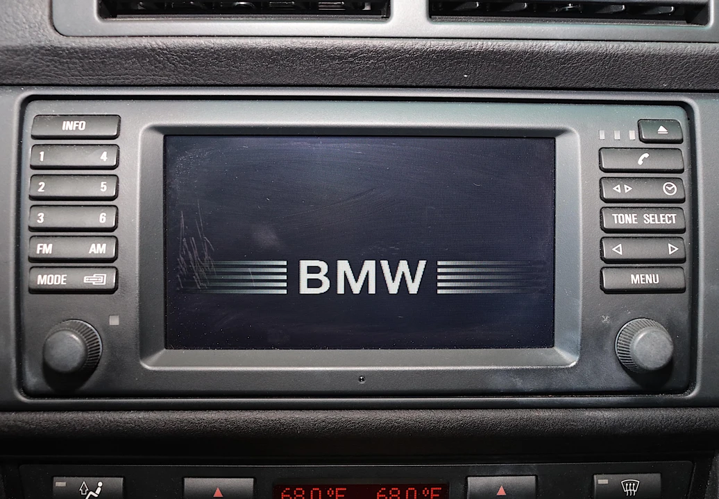 2002 BMW E39 540i - Image 29 of 31