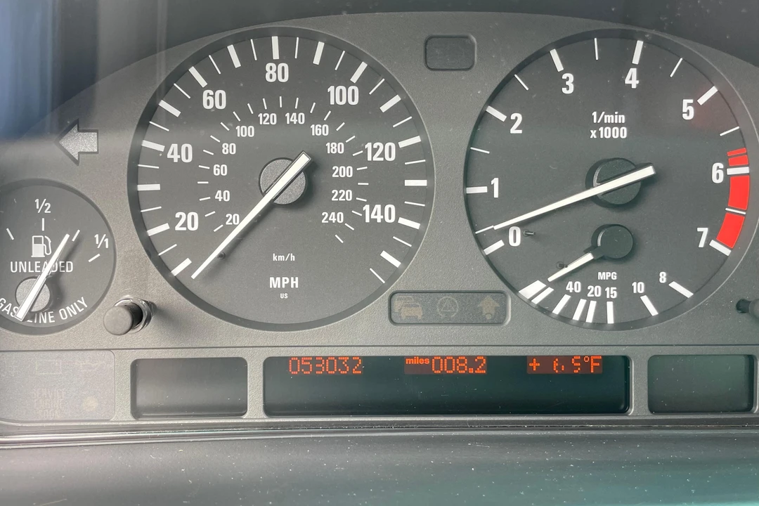 2002 BMW E39 540i - Image 30 of 31