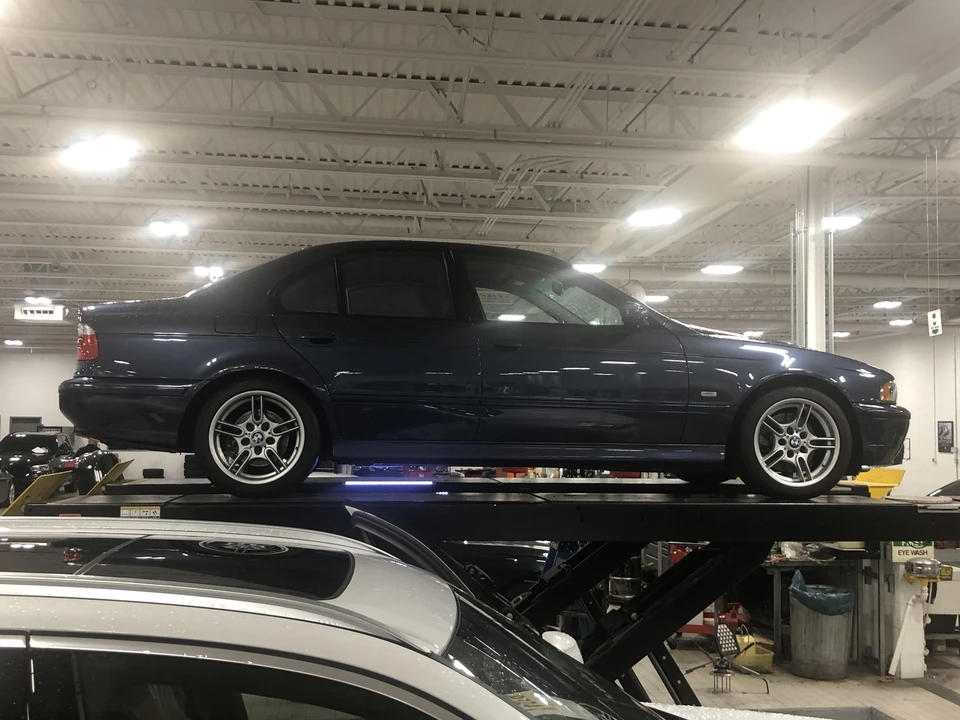 2002 BMW E39 540i - Image 13 of 31