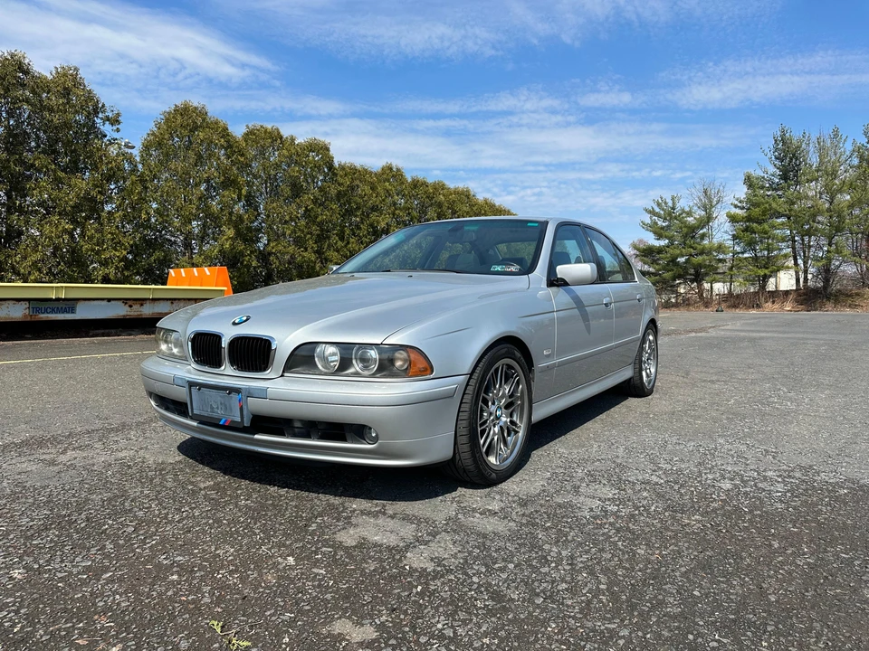 2002 BMW E39 540i - Image 8 of 31