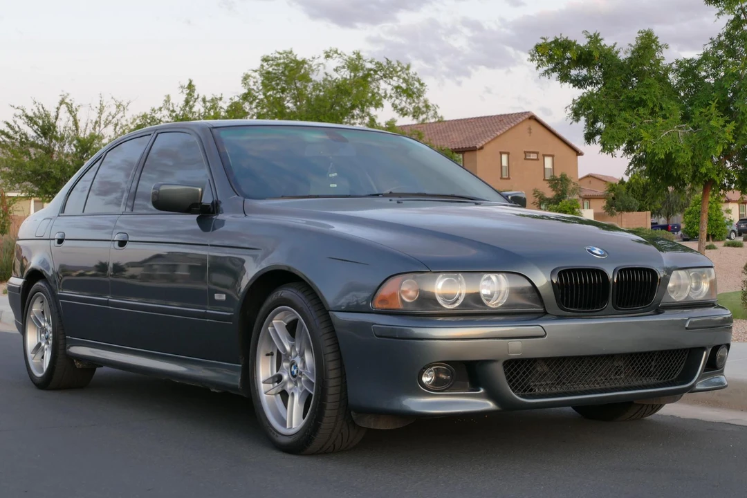 2002 BMW E39 540i - Image 2 of 11