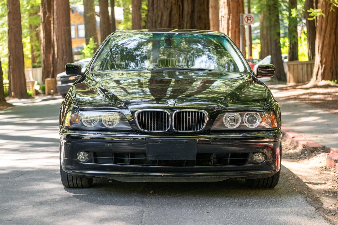 2002 BMW E39 540i - Image 2 of 31