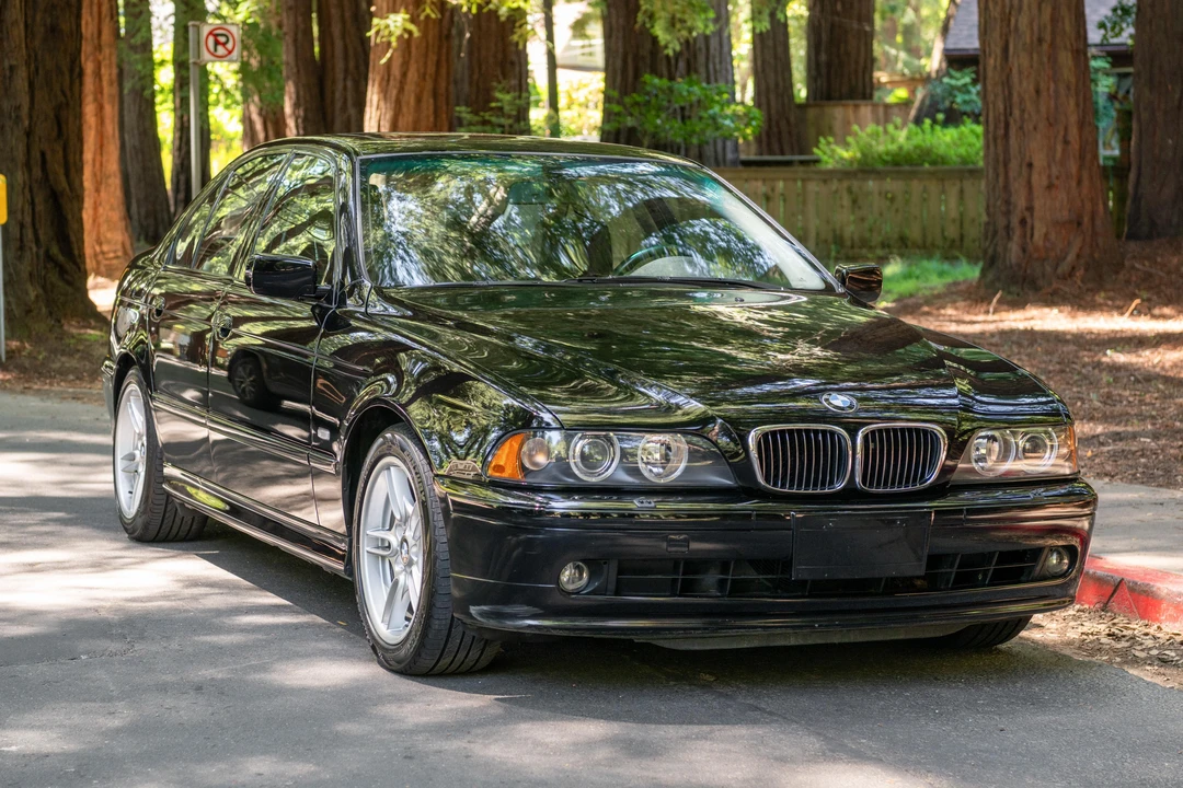 2002 BMW E39 540i - Image 16 of 31