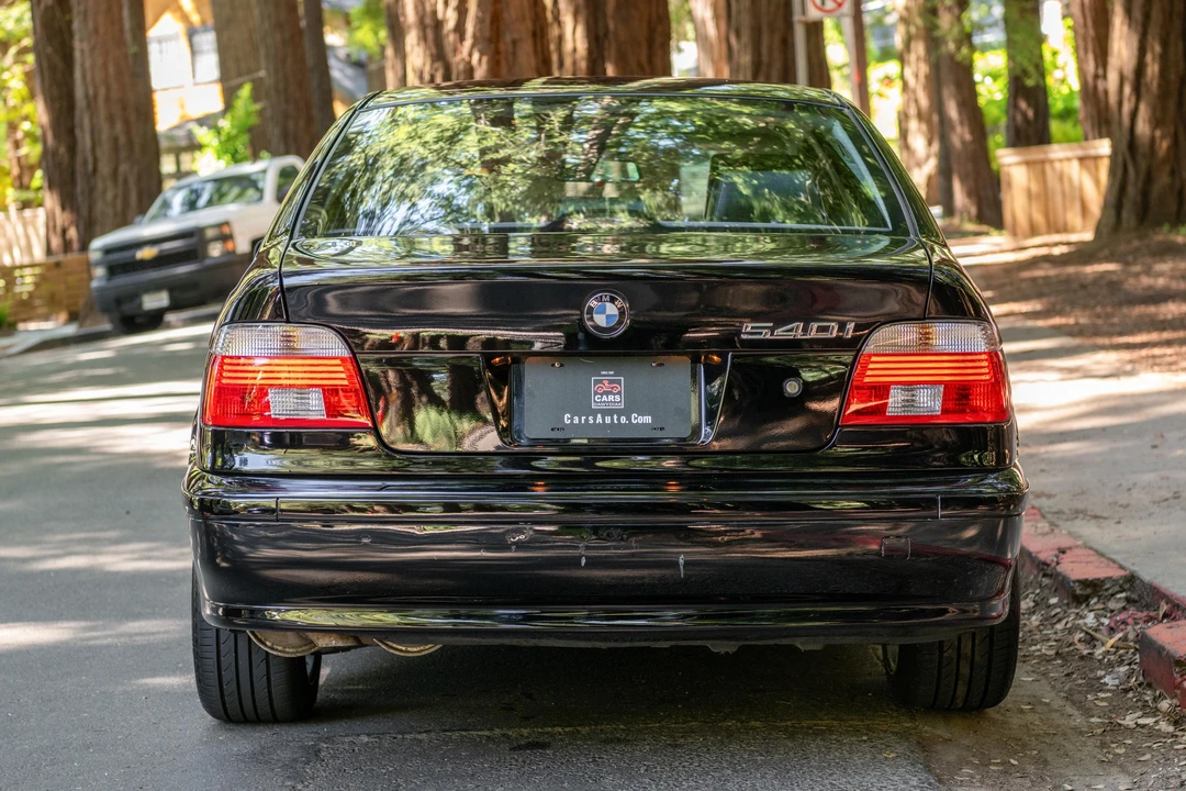 2002 BMW E39 540i - Image 12 of 31