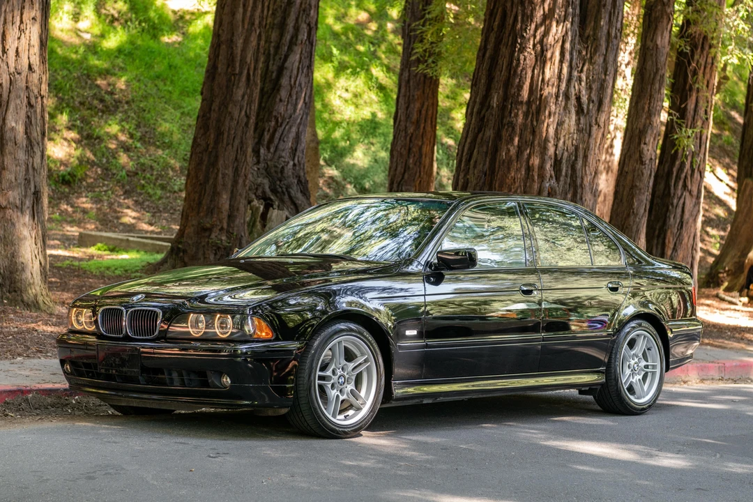 2002 BMW E39 540i - Image 8 of 31