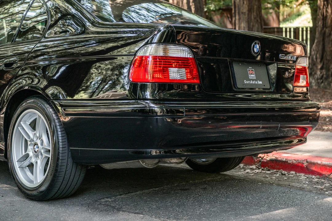 2002 BMW E39 540i - Image 29 of 31