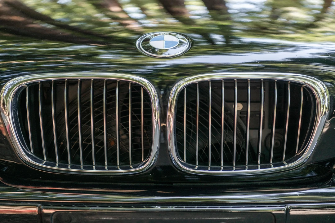 2002 BMW E39 540i - Image 21 of 31