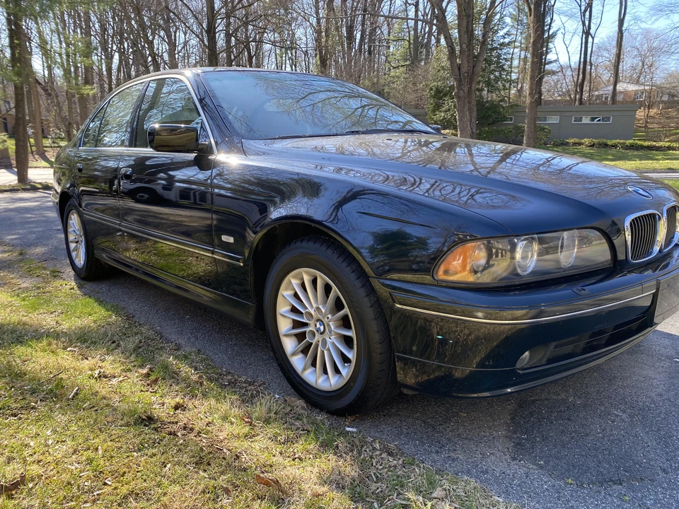 2002 BMW E39 540i - Image 17 of 31