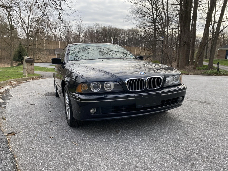 2002 BMW E39 540i - Image 19 of 31