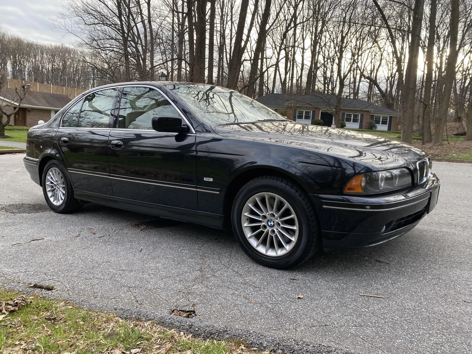2002 BMW E39 540i - Image 14 of 31