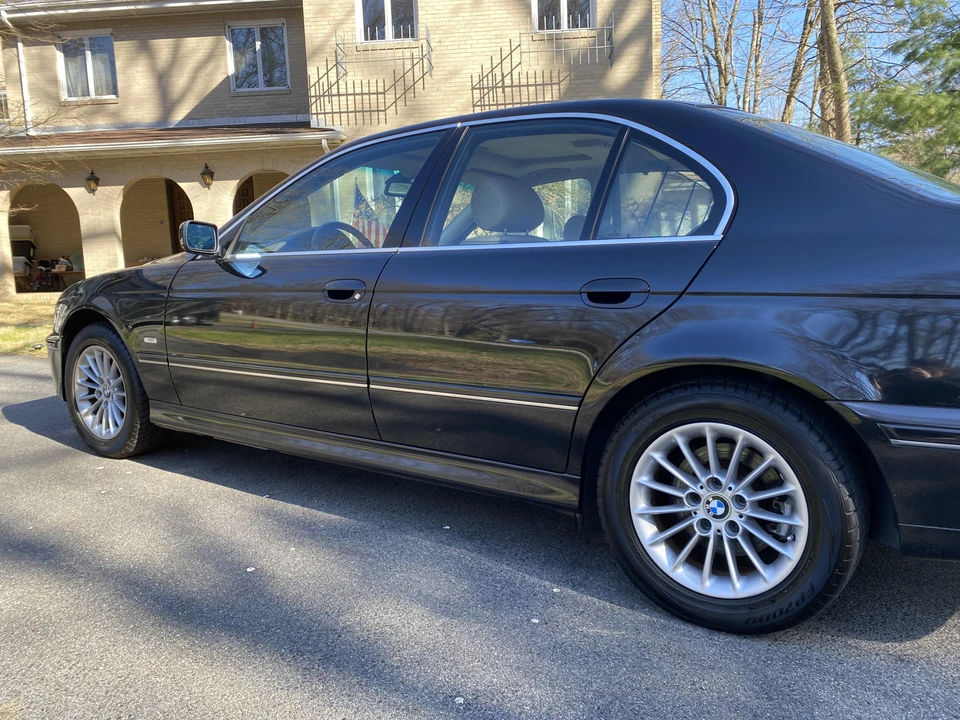 2002 BMW E39 540i - Image 22 of 31