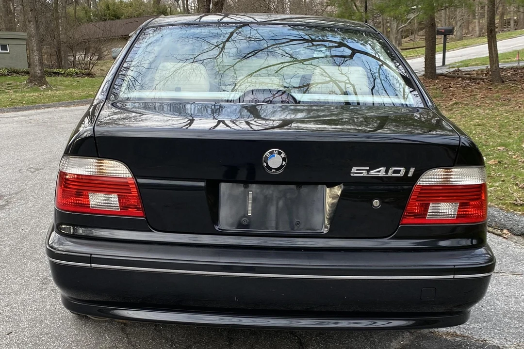 2002 BMW E39 540i - Image 5 of 31