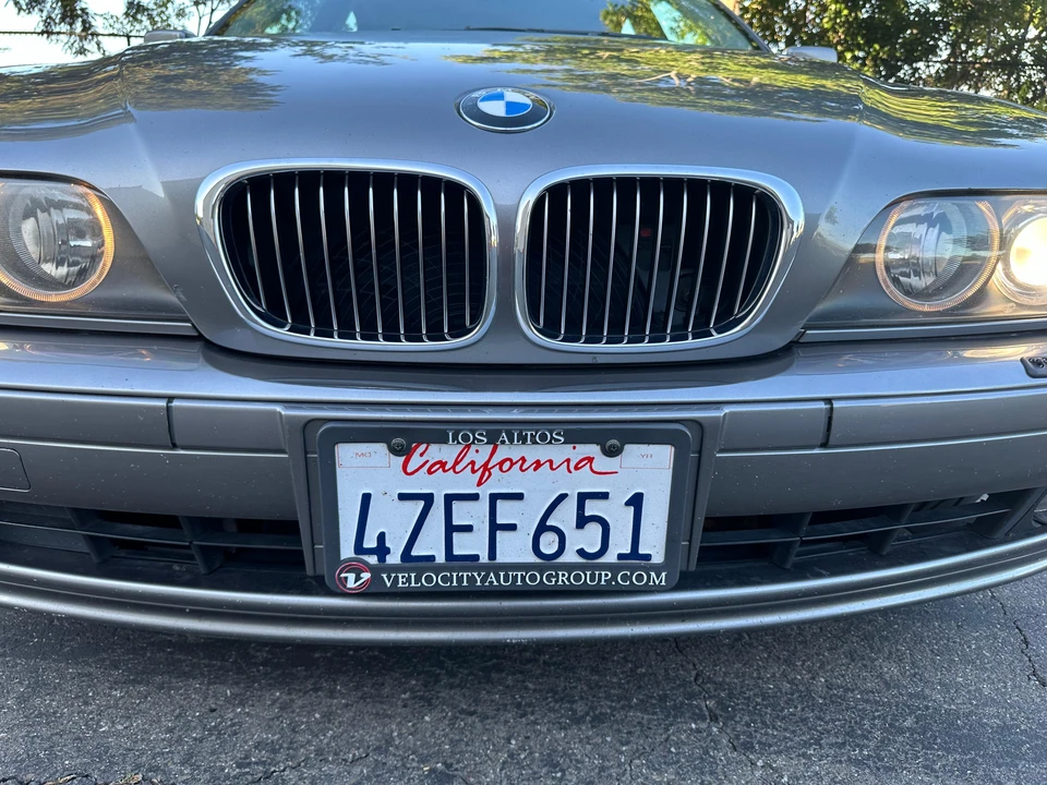 2002 BMW E39 540i - Image 12 of 31