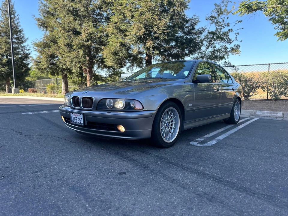 2002 BMW E39 540i - Image 6 of 31