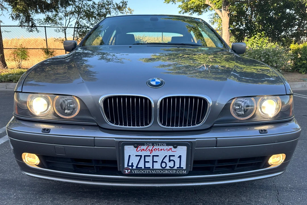2002 BMW E39 540i - Image 2 of 31