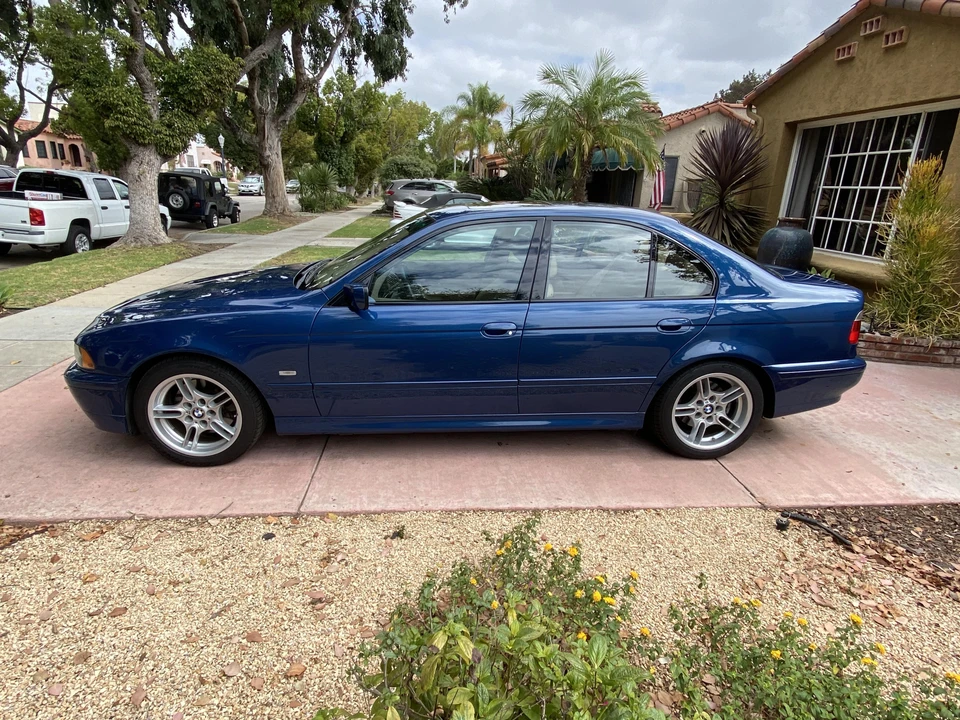 2002 BMW E39 540i - Image 17 of 31