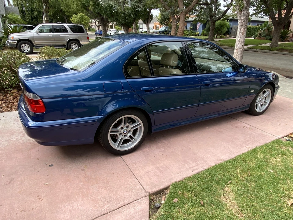 2002 BMW E39 540i - Image 24 of 31